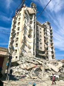 a large building that has been torn down